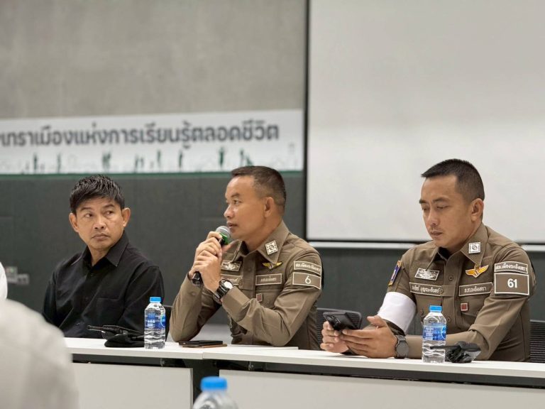 รับฟังปัญหาของประชาชน การแก้ไขปัญหาจอดรถไม่เพียงพอและการจอดรถกีดขวางการจราจร