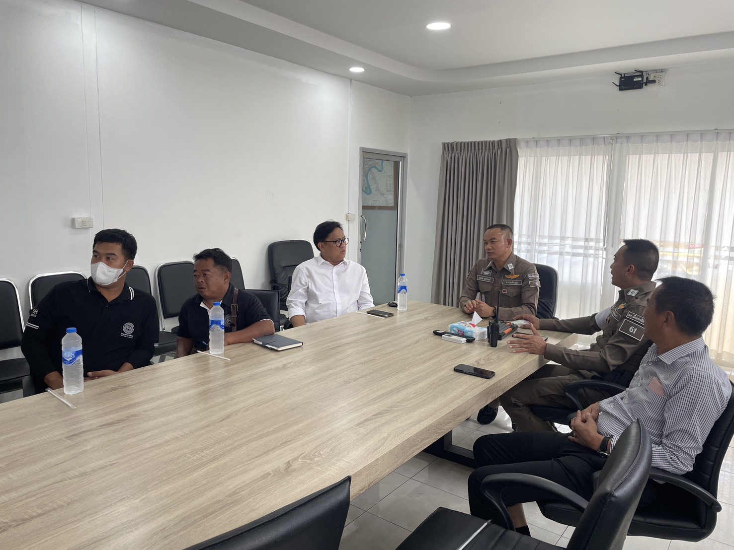 ประชุมแก้ไขปัญหาแยกสัญญาณไฟซอยสมัครฯ