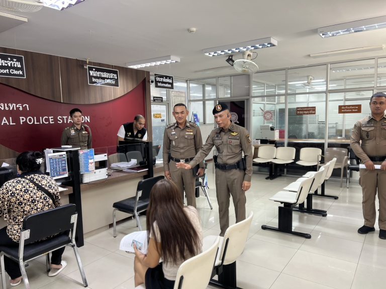 ประชุมขับเคลื่อนการทำงาน และกำชับข้อสั่งการในการปฎิบัติ แนะนำแนวทางและข้อกฎหมาย ให้กับประชาชนที่มาโรงพัก